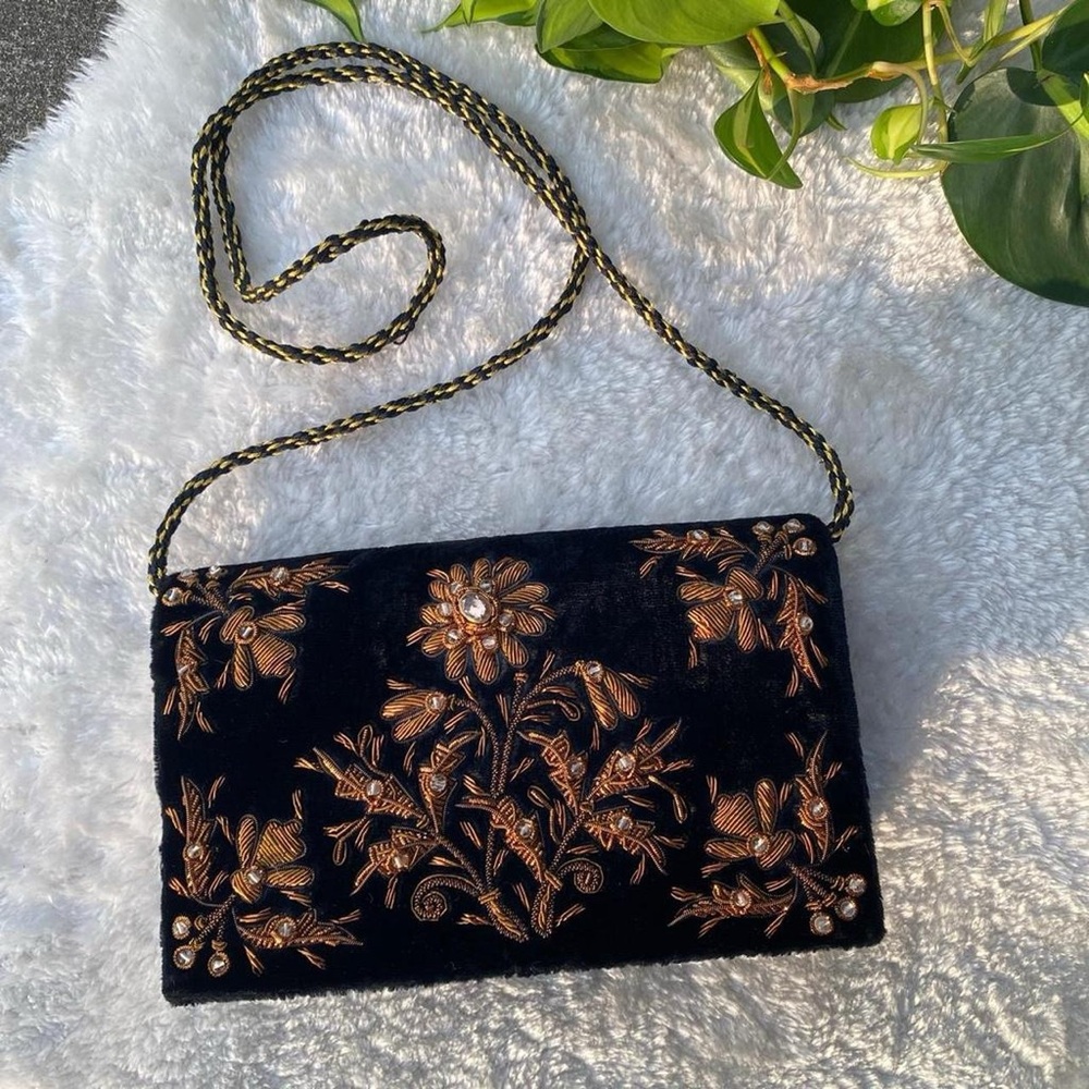 Vintage 90s Velvet Embroidered Whimsygoth Purse